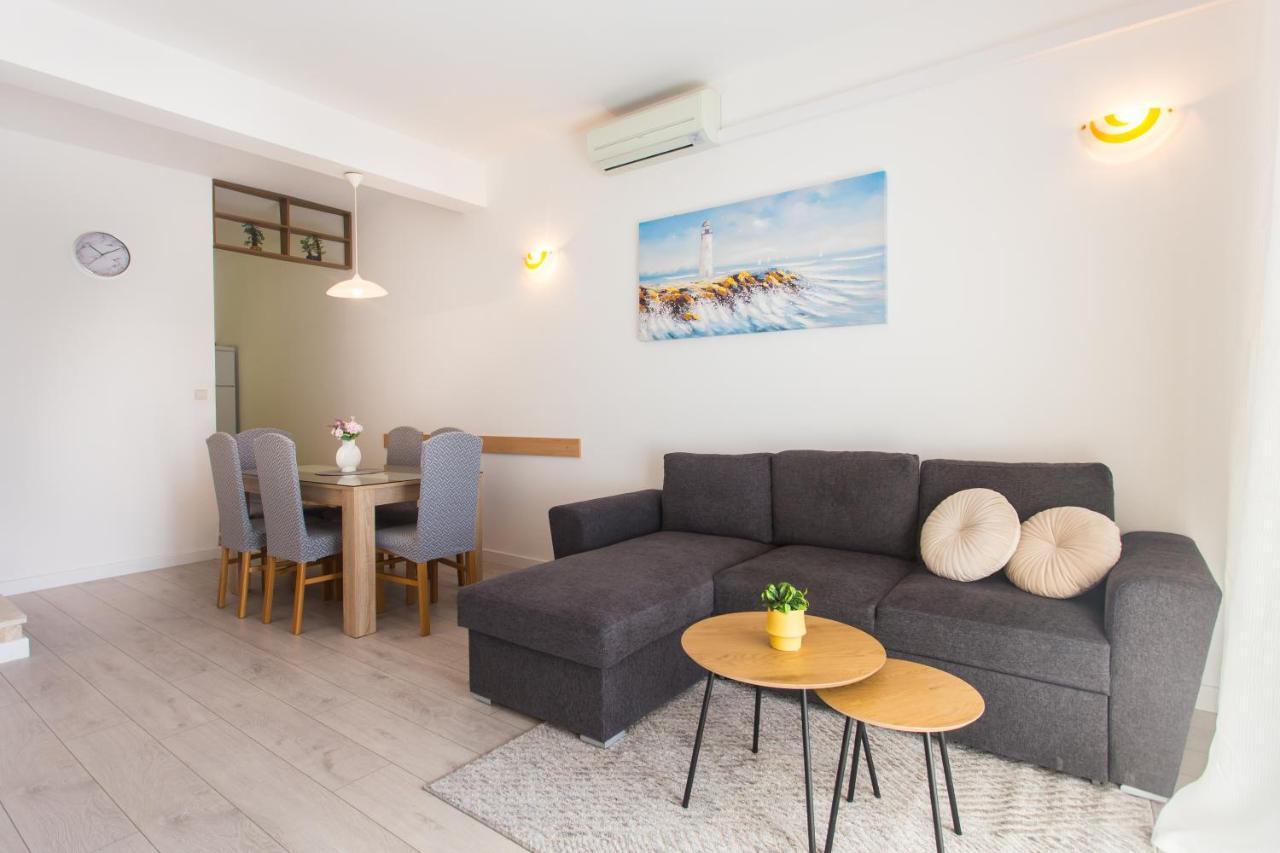 טרוגיר Apartments Ana מראה חיצוני תמונה