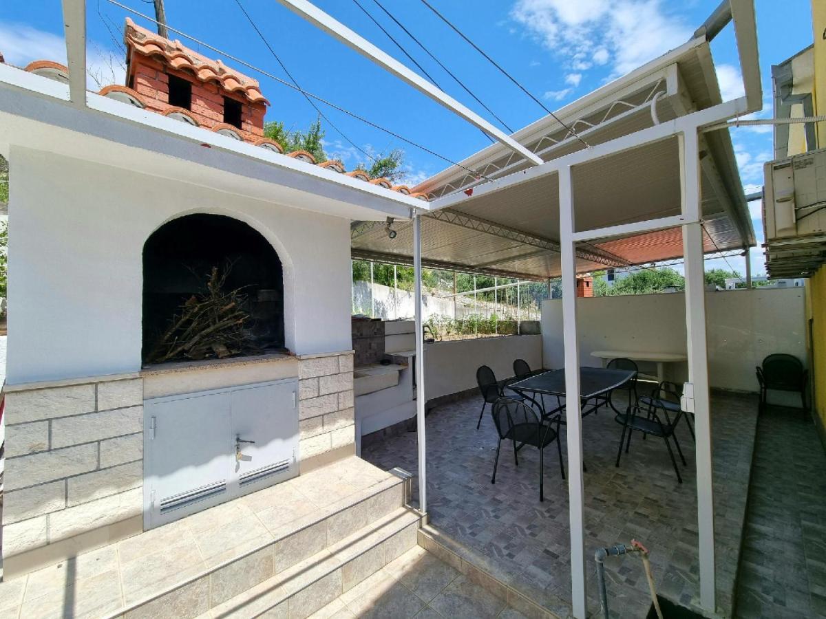 טרוגיר Apartments Ana מראה חיצוני תמונה