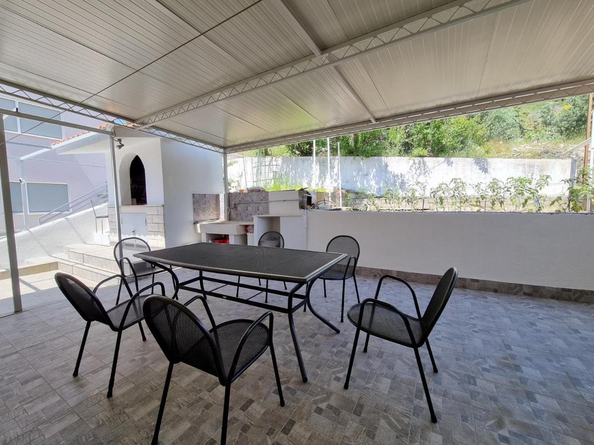 טרוגיר Apartments Ana מראה חיצוני תמונה