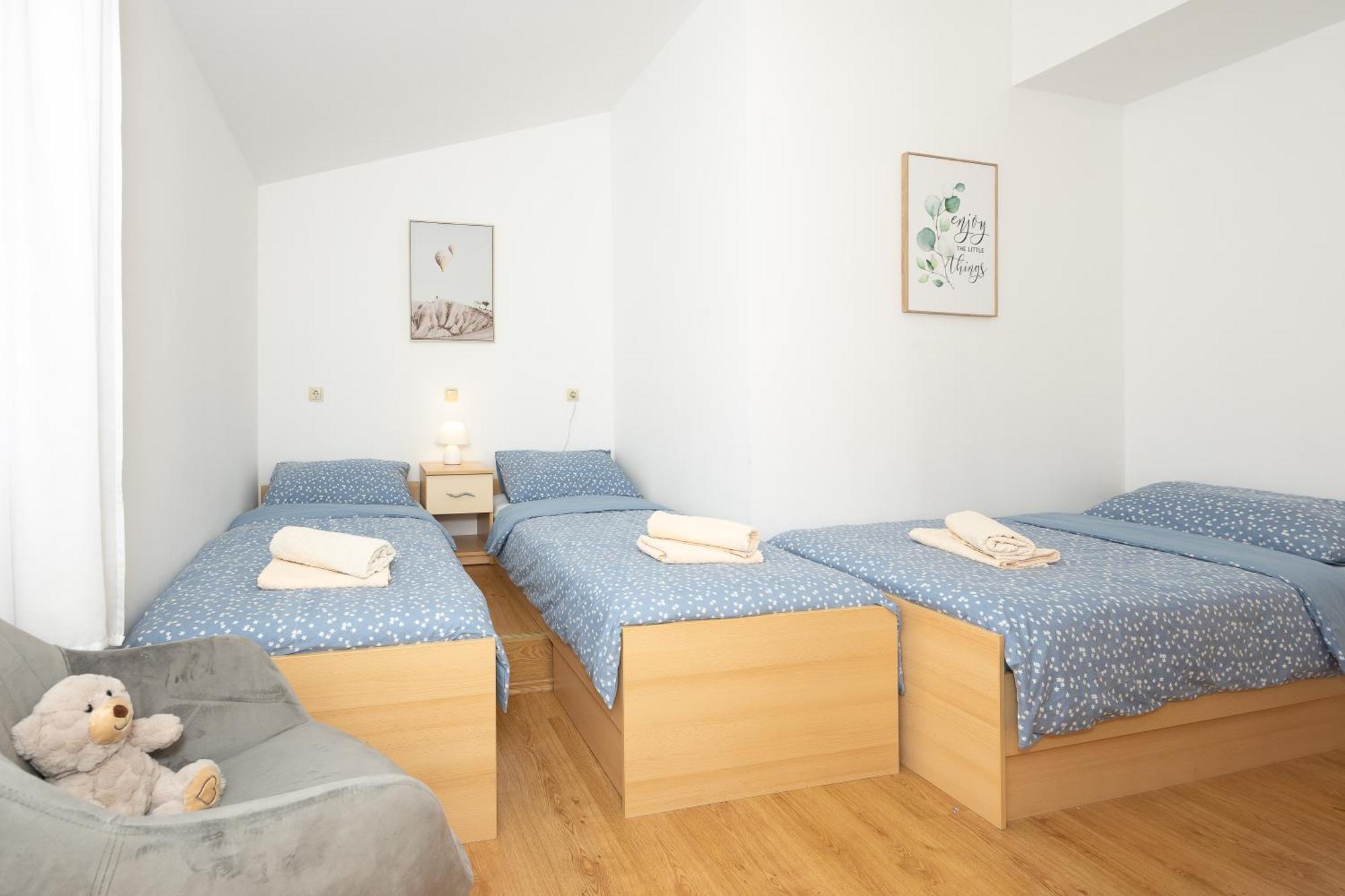 טרוגיר Apartments Ana מראה חיצוני תמונה