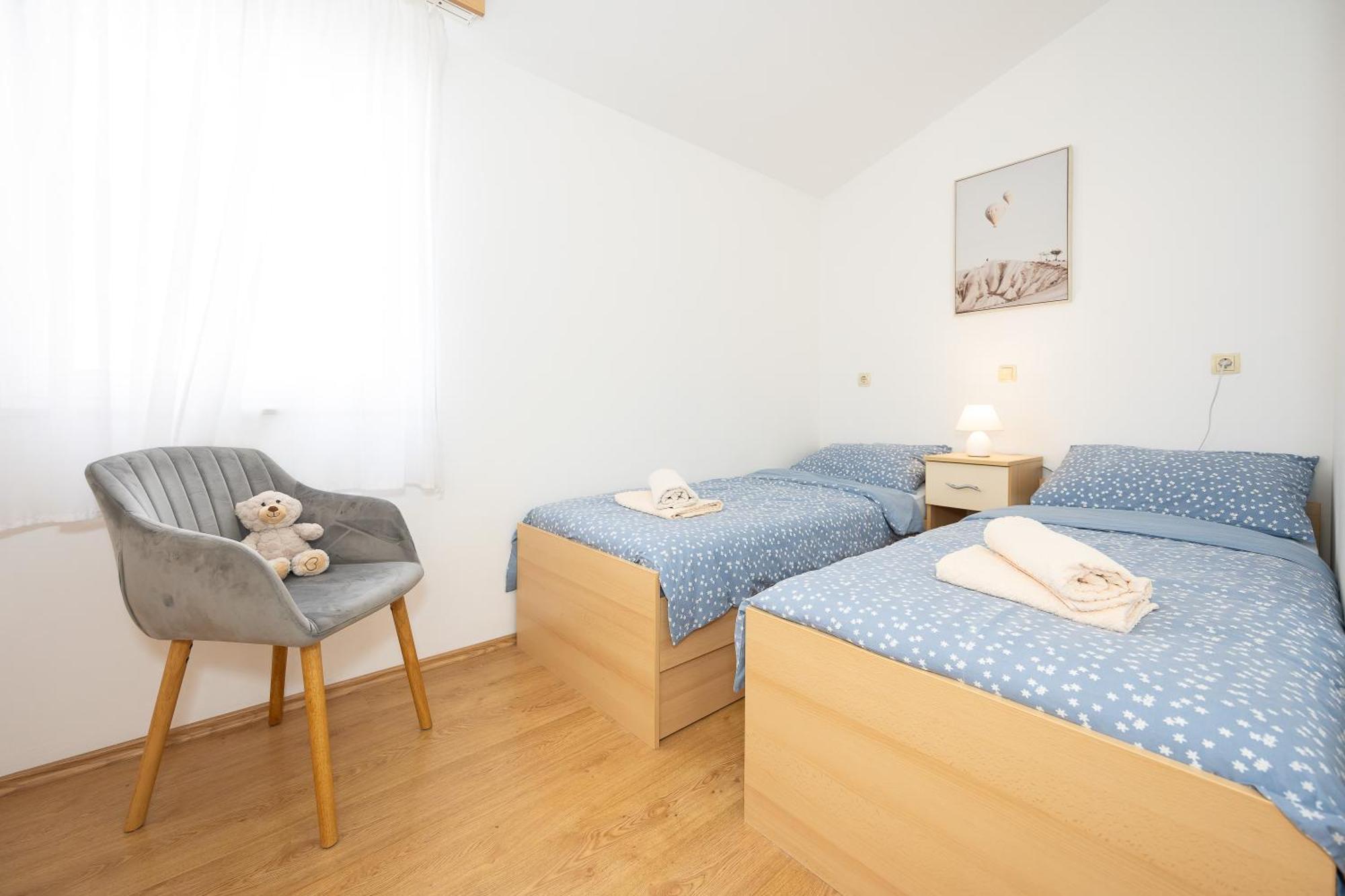 טרוגיר Apartments Ana מראה חיצוני תמונה