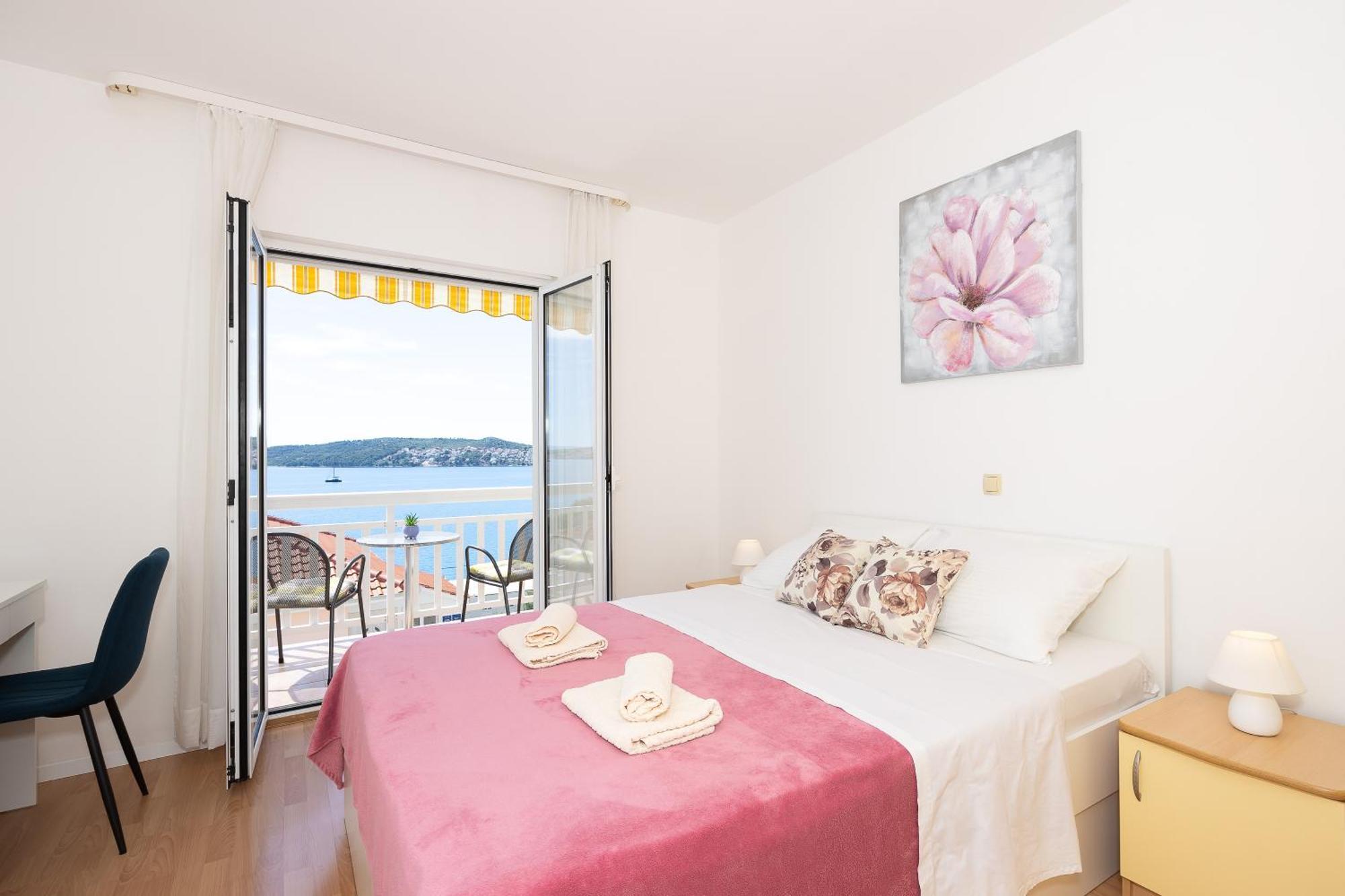 טרוגיר Apartments Ana מראה חיצוני תמונה